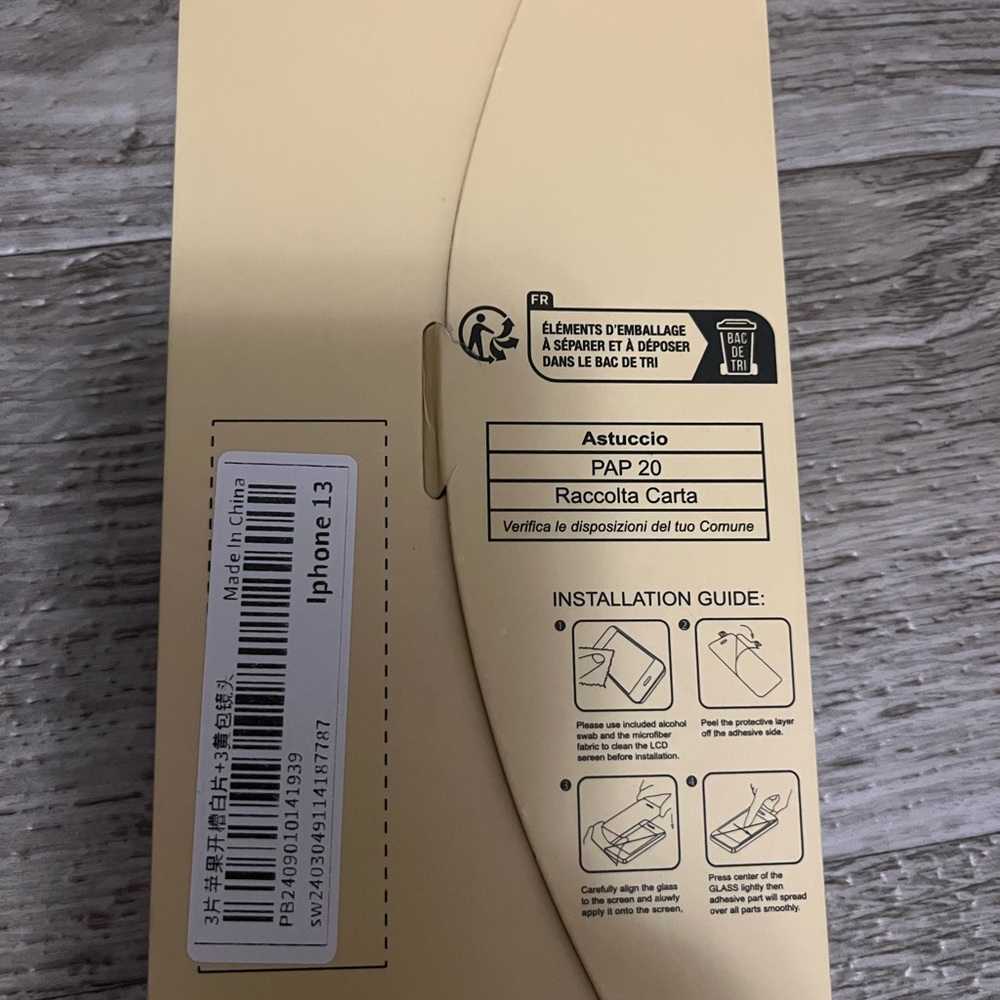 iPhone 13 Box